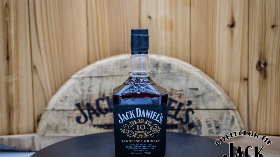 Jack Daniels 10-Years Old Tennessee Whiskey