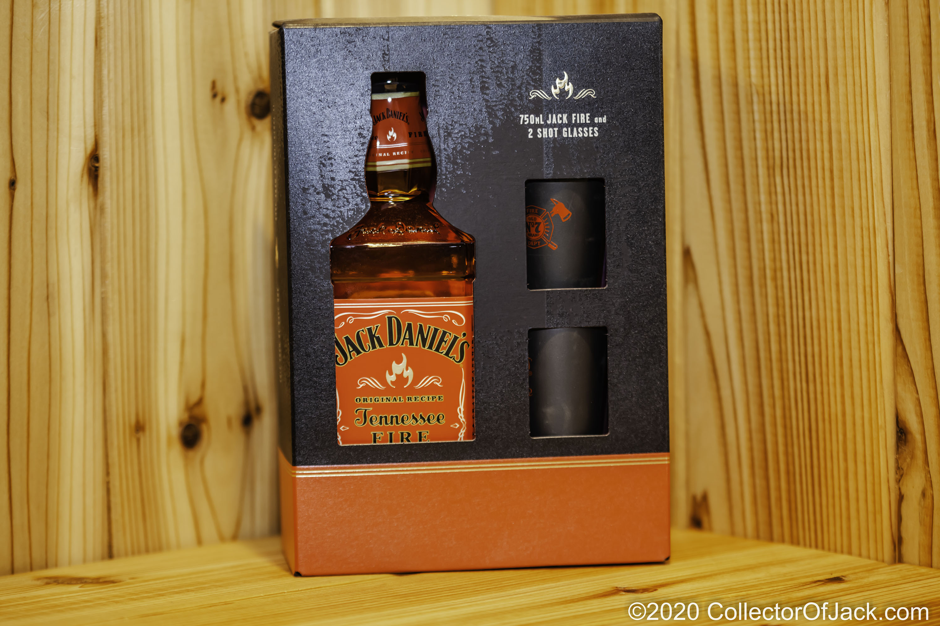 Jack Daniel's Fire and 2 Shotglass Gift Set — Collector Of Jack