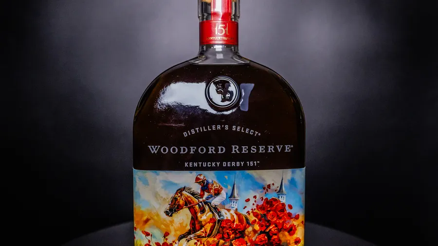 Celebrate the 151st running of the Kentucky Derby with this stunning new bottle from Woodford Reserve, featuring vibrant artwork and rich bourbon character.