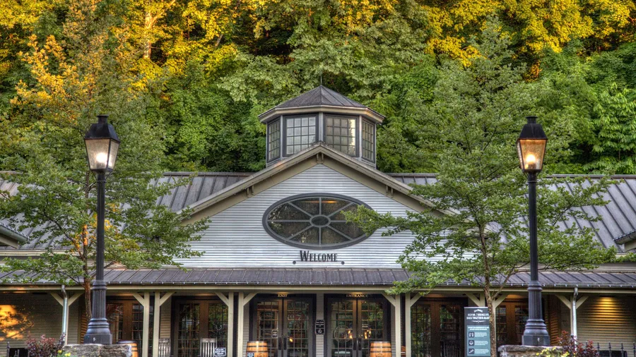 A blog post about my visit to Lynchburg Tennessee in June 2021, which coincided with the Green Family reunion weekend.