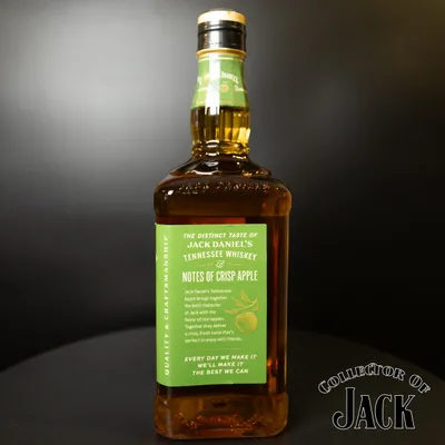 Side view of the 750mL Old No. 7 bottle
