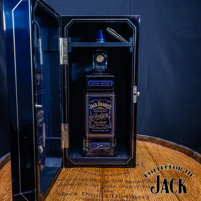 Jack Daniel's Sinatra Century Box Open with Bottle
