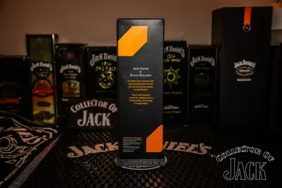 Jack Daniel's / McLaren Racing Formula 1 2023 Box Rear