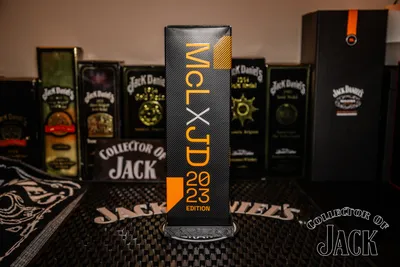 Jack Daniel's / McLaren Racing Formula 1 2023 Box Side