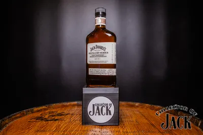 Jack Daniel's Distillery Series 010 Straight Tennessee Whiskey Finished With Toasted Pecan Wood Chips Front of Bottle