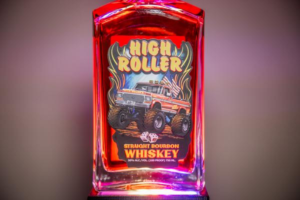 High Roller Straight Bourbon Whiskey front of bottle zoomed in label